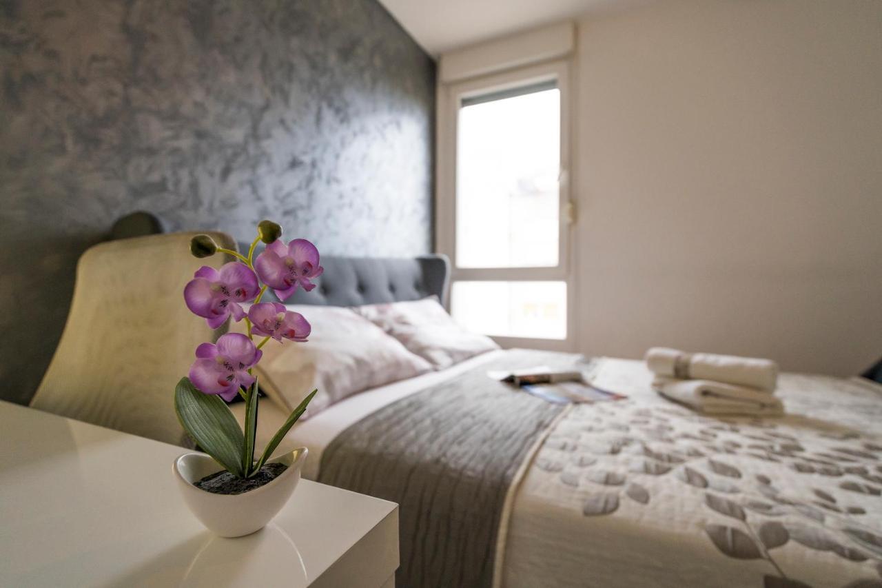Luxury 1 Bedroom App Center&Balcony Free Parking Split Exterior foto